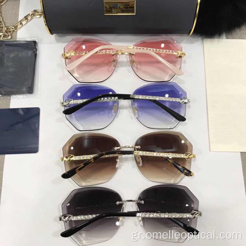 Γυαλιά ηλίου μόδας με πλαίσια από ανοξείδωτο ατσάλι